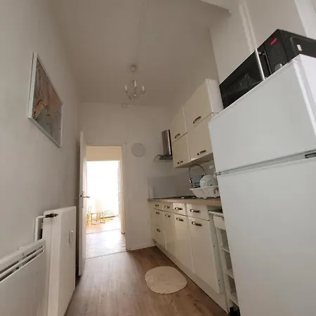 Gare Flandres Guest house *